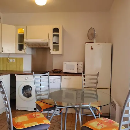 Plage Studio 29m2 4 Personnes 100m Plage Apartment Fréjus